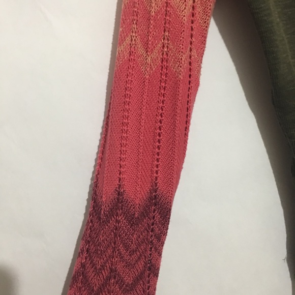 Free People Sunshine Thermal Miss Flare Sleeve, size M, runs small. - Picture 6 of 8